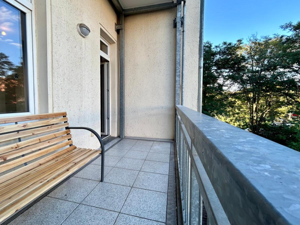 2 Schlafzimmer-Balkon-Kueche-Parkplatz-Designerbad Lipsko Exteriér fotografie