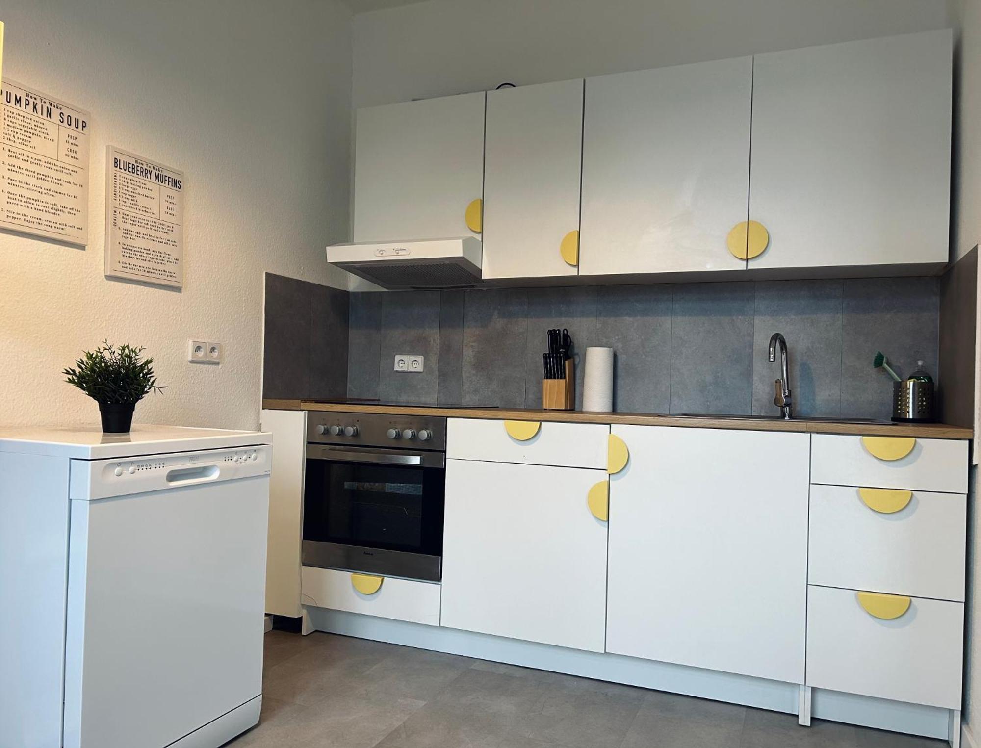 2 Schlafzimmer-Balkon-Kueche-Parkplatz-Designerbad Lipsko Exteriér fotografie
